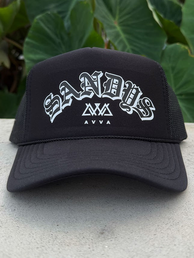 AVVA SANDYS TRUCKER HAT - BLACK/WHITE