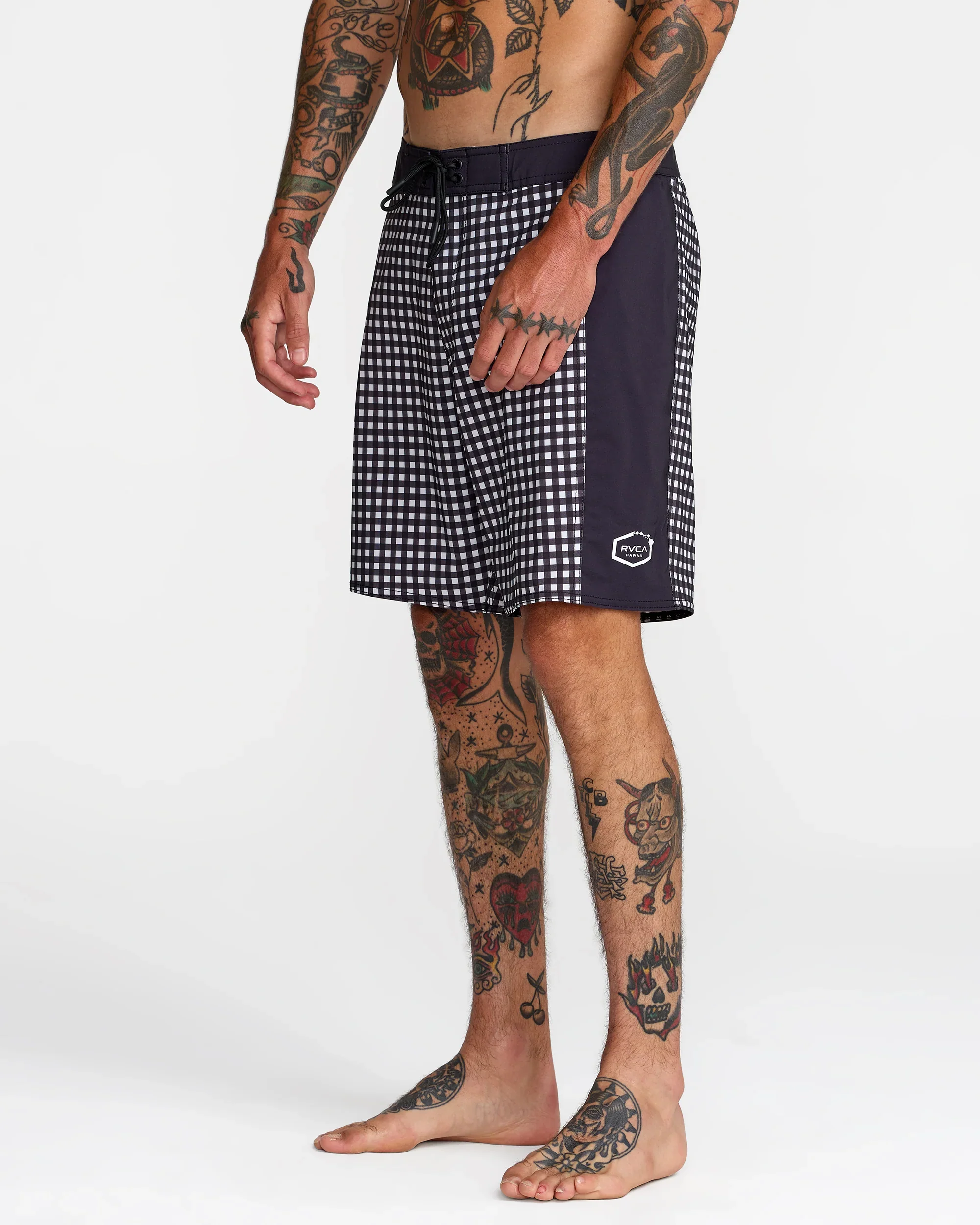 RVCA HAWAII APEX 2 18" BOARDSHORT - BLACK WHITE