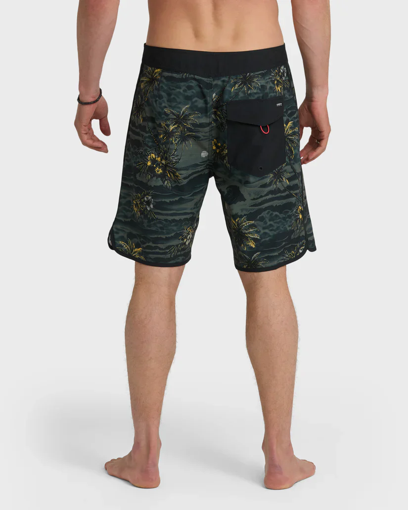 QUIKSILVER HI SUNDOWN 19" BOARDSHORT - BLACK - Image 3