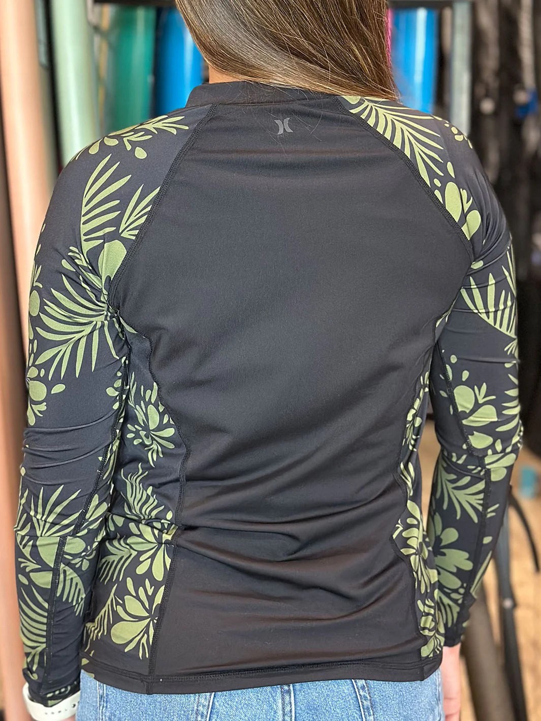 HURLEY HIDDEN TROPICAL MOCK NECK LONG SLEEVE RASHGUARD - GREEN - Image 3