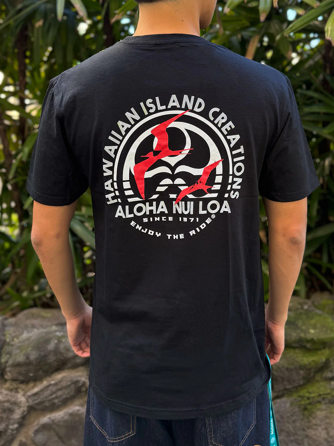 HIC IWA STAMP TEE - BLACK