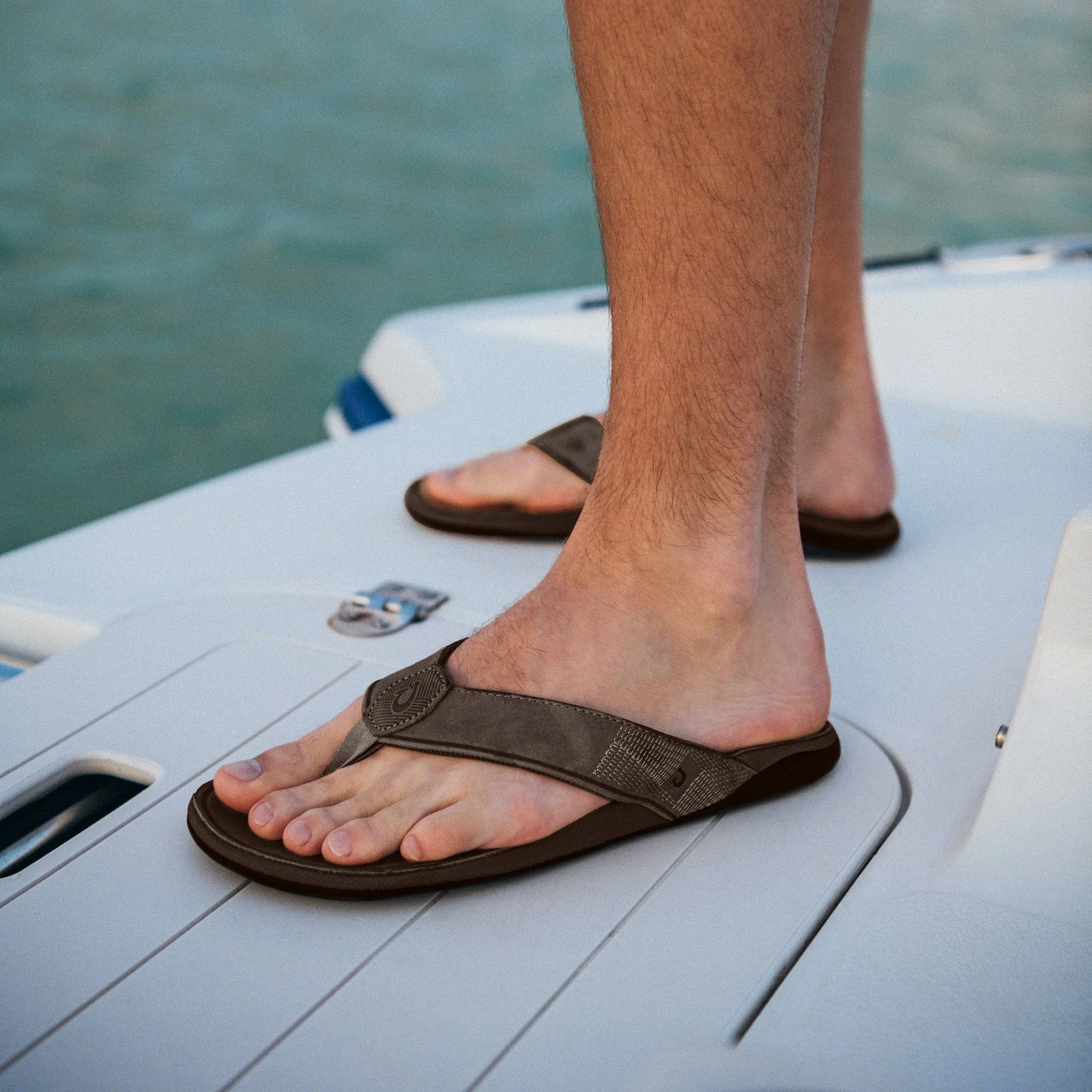 OLUKAI TUAHINE MENS SANDAL - DARK WOOD - Image 5