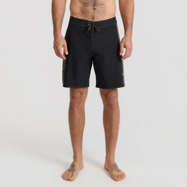 ROARK PASSAGE PANEL BOARDSHORT - BLACK - Image 2
