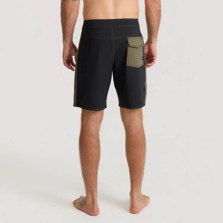ROARK PASSAGE PANEL BOARDSHORT - BLACK - Image 3