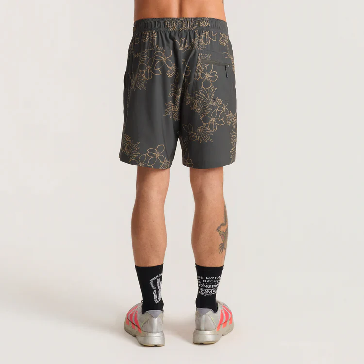 ROARK SERRANO 7" ACTIVE SHORTS - ONYX FLORAL (OXF) - Image 3