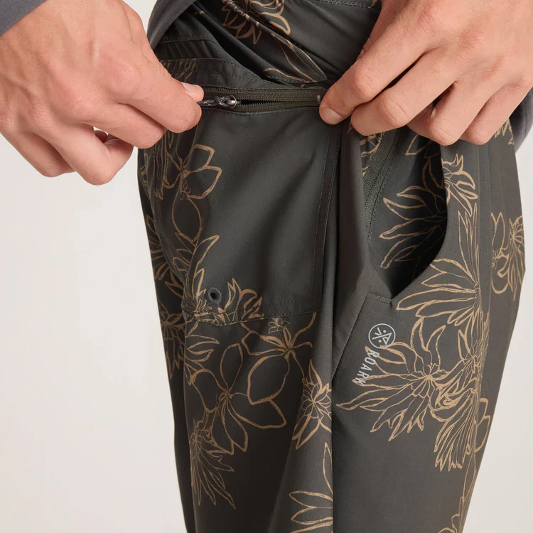ROARK SERRANO 7" ACTIVE SHORTS - ONYX FLORAL (OXF) - Image 4