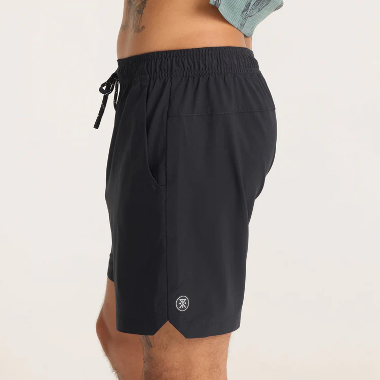 ROARK SERRANO 7" ACTIVE SHORTS - BLACK - Image 2